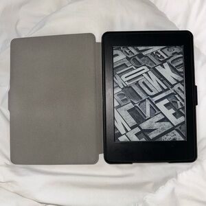 Sleek Black Kindle Paperwhite 7th Generation with Teal Case (if wanted)